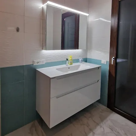 Casa Toni, Вилласимиус