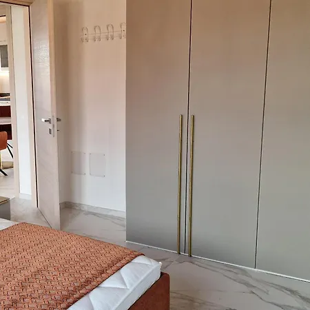 Casa Toni, *